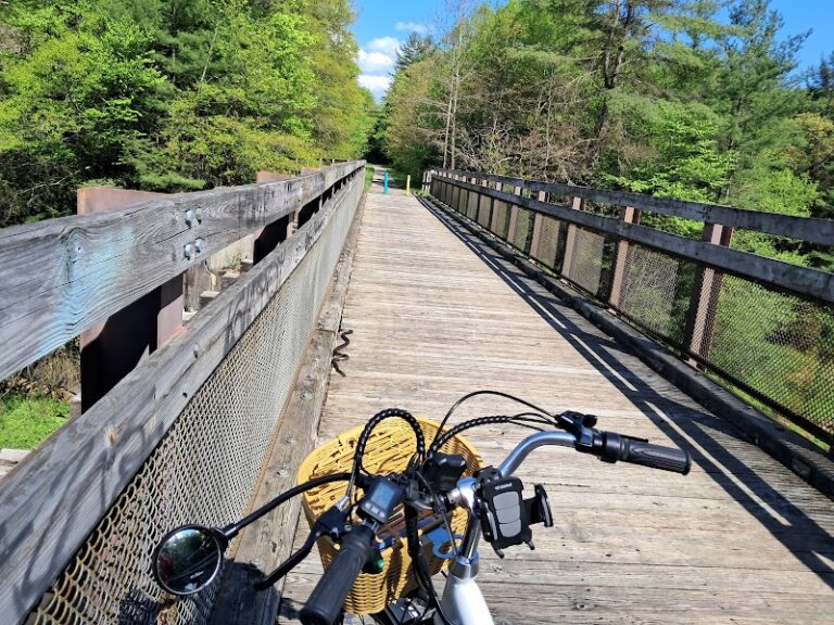 Sandy Creek Trail-Van Trailhead